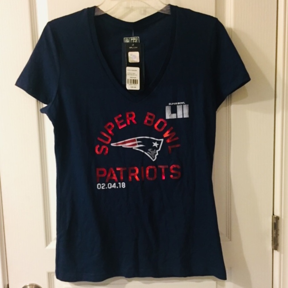 Patriots LII  NFL Tee